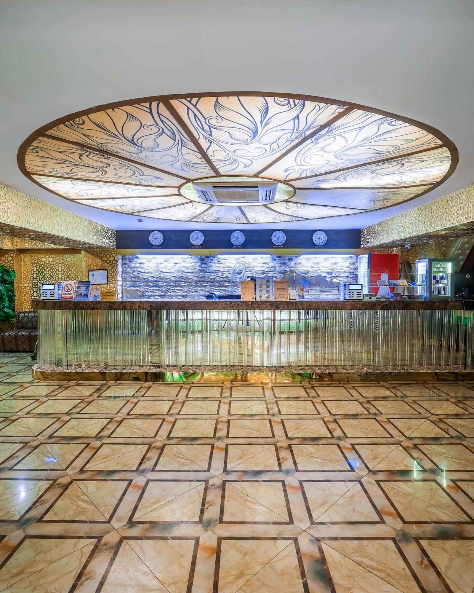 Grand Opera Hotel アルマトイ エクステリア 写真