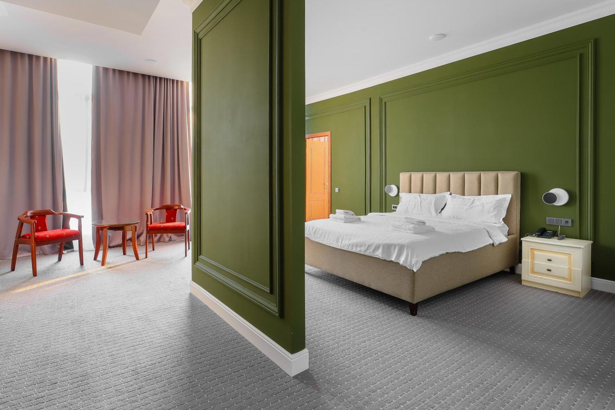 Grand Opera Hotel アルマトイ エクステリア 写真