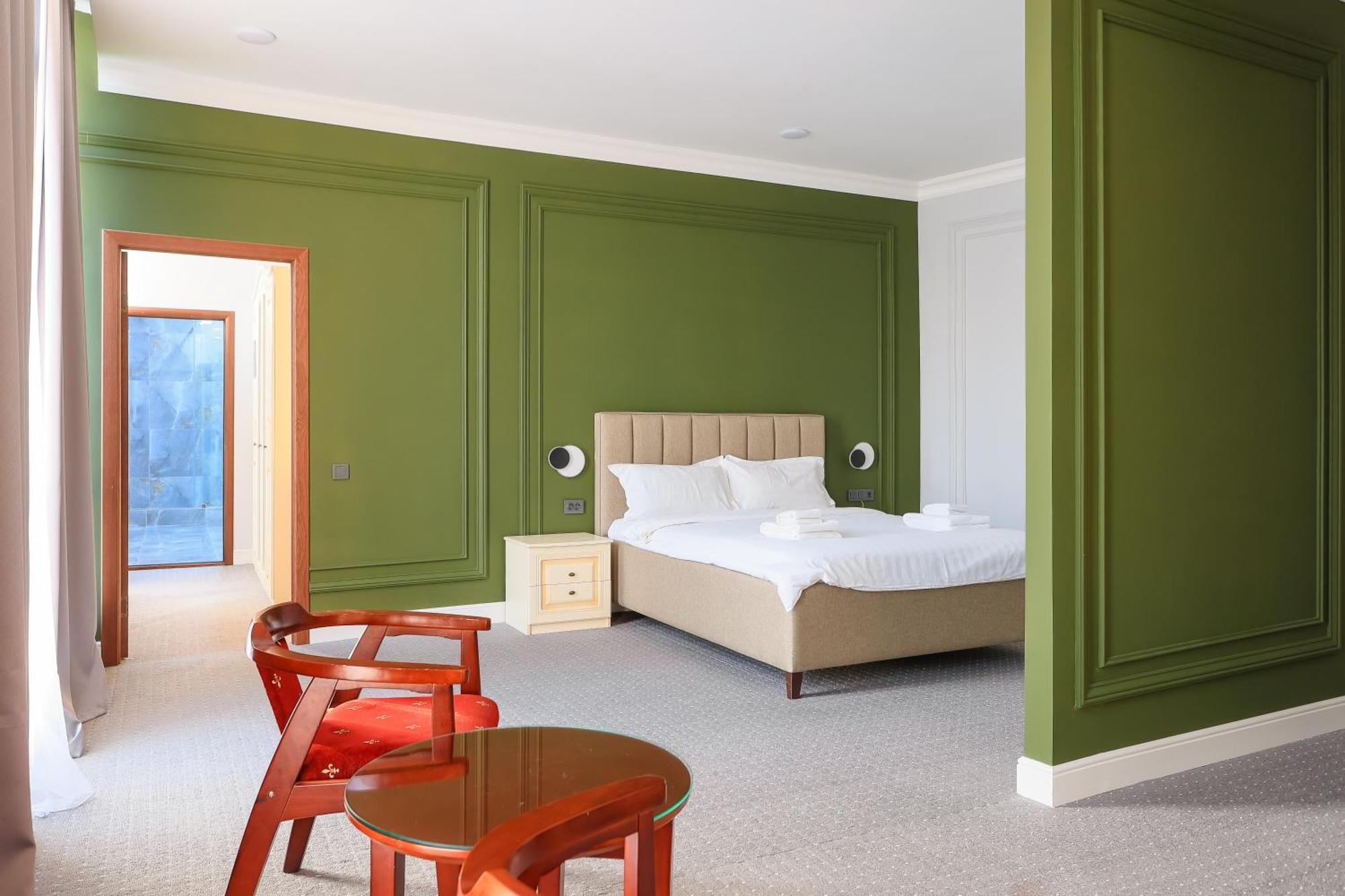 Grand Opera Hotel アルマトイ エクステリア 写真